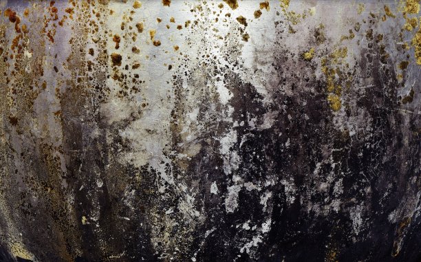 有烧痕的脏金属图片下载