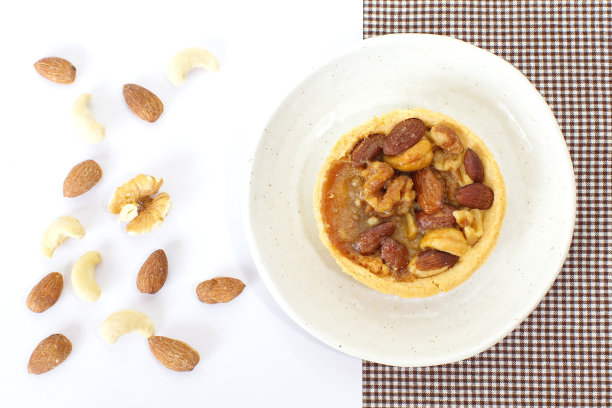 混合坚果和烤馅饼图片下载