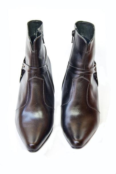 黑色的鞋图片下载