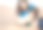 妈妈和女儿正在学习写字，妈妈教女儿怎么写字图片下载