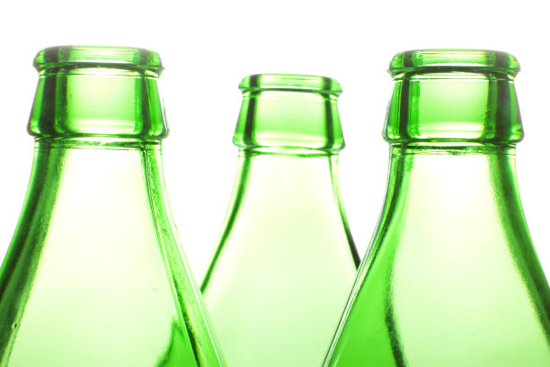 三个玻璃瓶颈图片下载