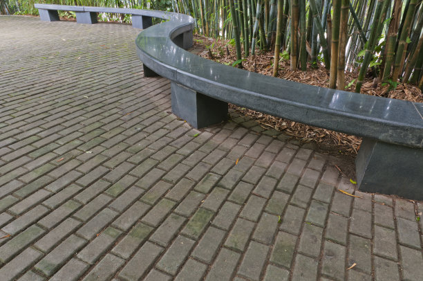 大理石长椅上图片下载