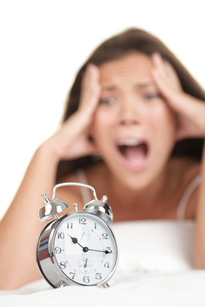 闹钟女早上过晚了图片下载
