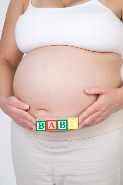 婴儿积木和孕妇图片下载