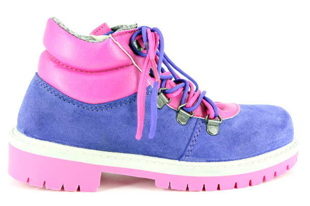 孩子登山靴图片下载