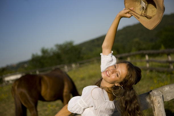 Waving帽子图片下载