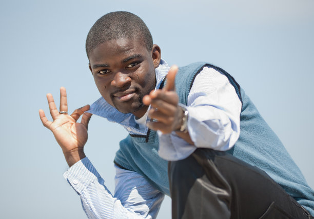 人摆出室外图片下载