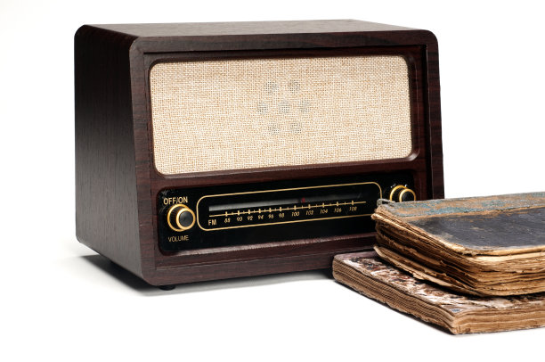 台旧收音机图片下载