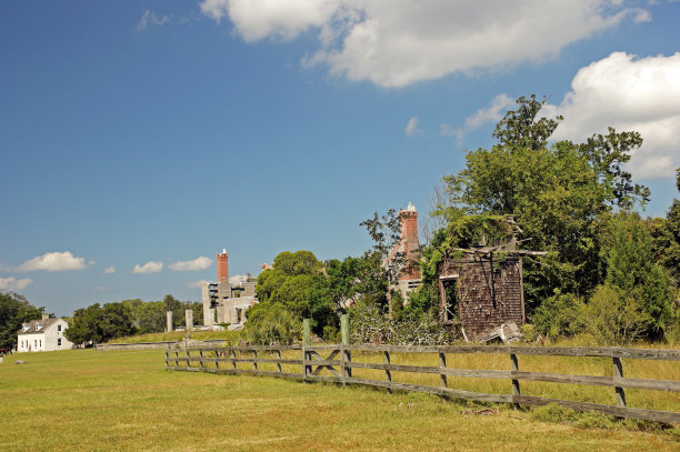 位于乔治亚州坎伯兰岛的卡内基庄园遗址素材图片