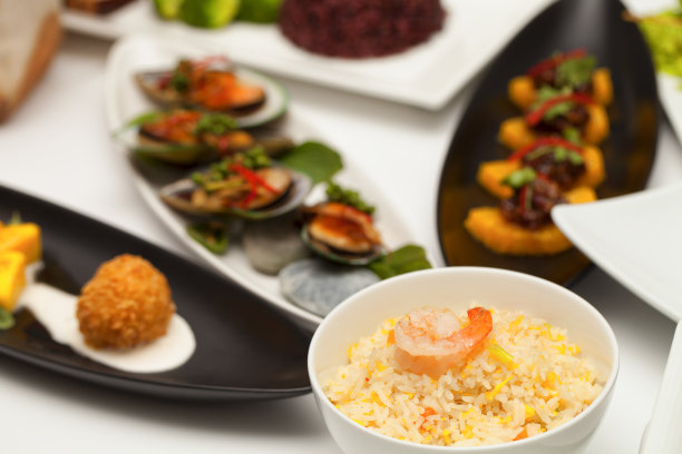 虾仁炒饭。图片下载