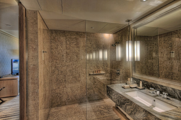 酒店房间私人浴室图片下载