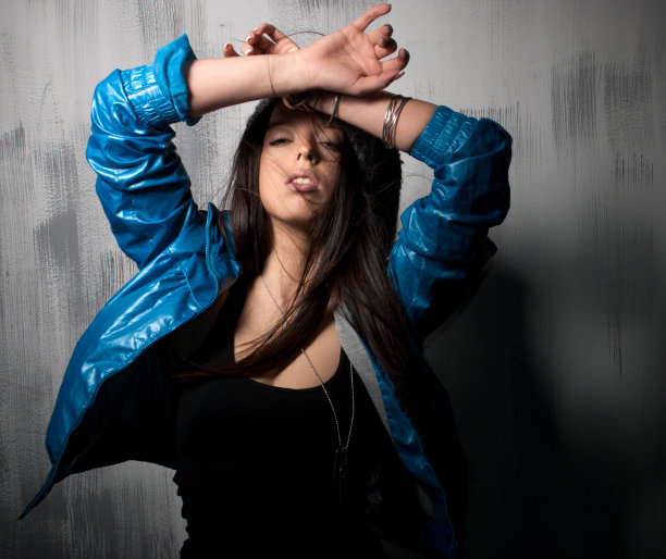 女舞蹈演员图片下载