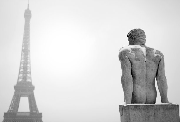 巴黎埃菲尔铁塔图片下载