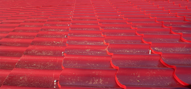 红色的屋顶图片下载