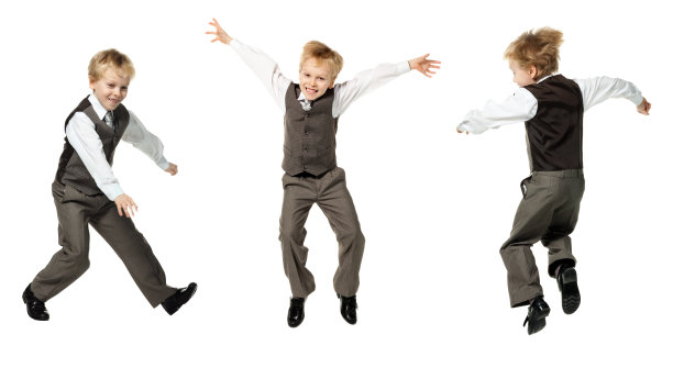 小男孩扮演商人图片下载