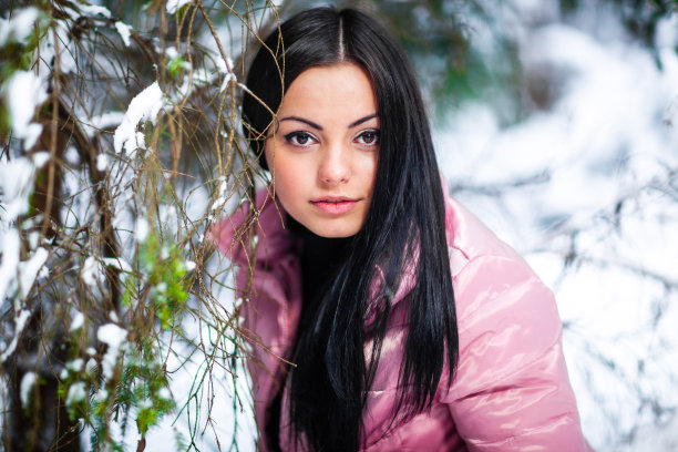 冬天的女孩图片下载