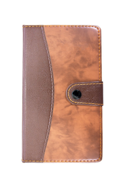 棕色皮革笔记本孤立在白色背景。皮革笔记本孤立图片下载