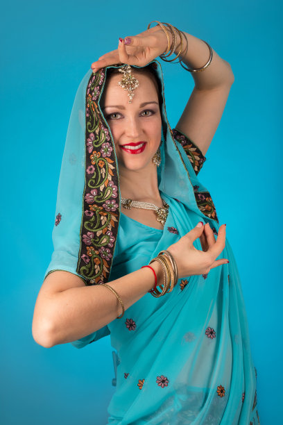 漂亮的女人跳舞图片下载