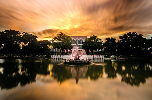 雨之神@ Kasetsart大学图片下载