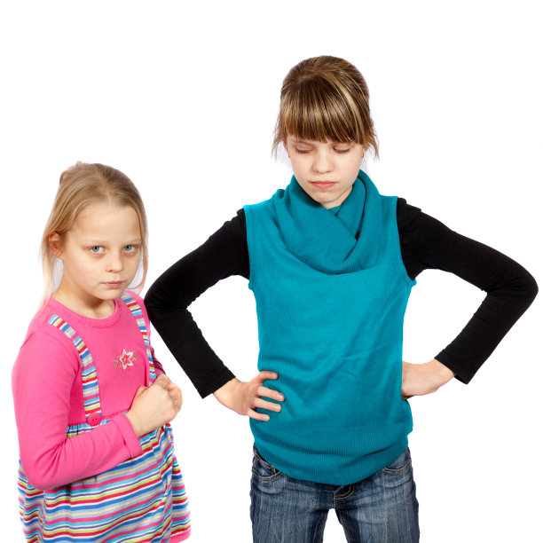 严重的姐妹图片下载