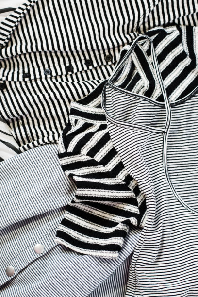 黑白条纹的布料。图片下载