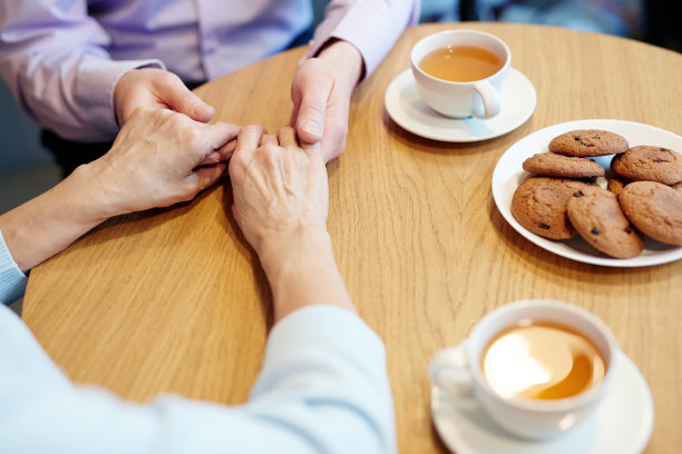 支持和关怀图片下载