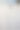 雪地里有远方的人和鞋印。图片下载