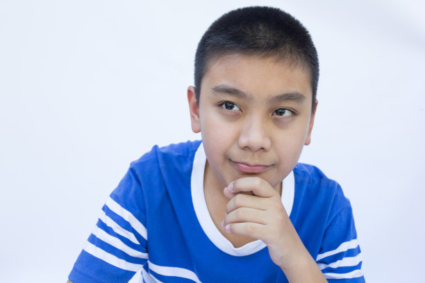 男孩的思维图片下载