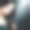 美丽的女人的发型和完美的化妆。时尚背景图片下载