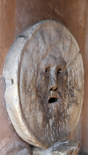 著名的面具"真理之神"拍摄从斜图片下载