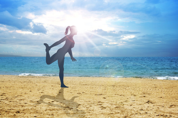 运动的女人图片下载