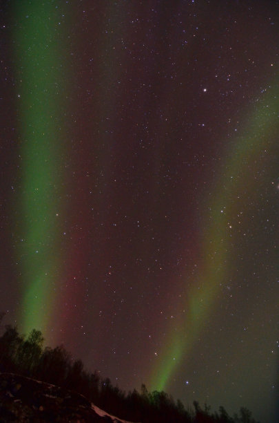 挪威北部的北极光图片下载