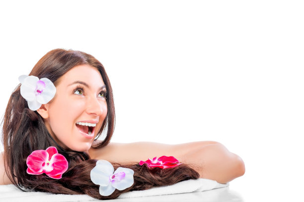 开朗，乐观，头发上插着兰花的女孩图片下载