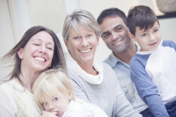 快乐的多基因家族图片下载