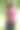 女性在公园里用可穿戴技术跑步图片下载