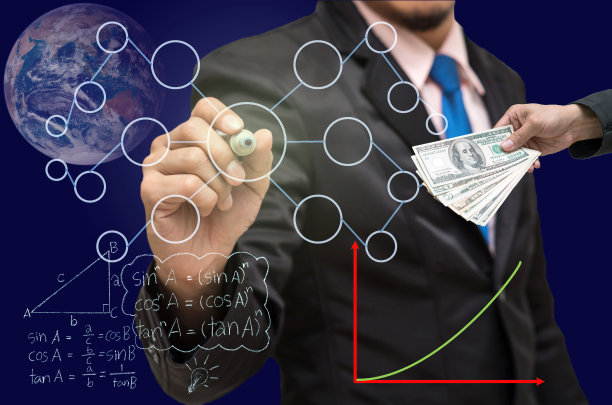 写商业计划的商人图片下载