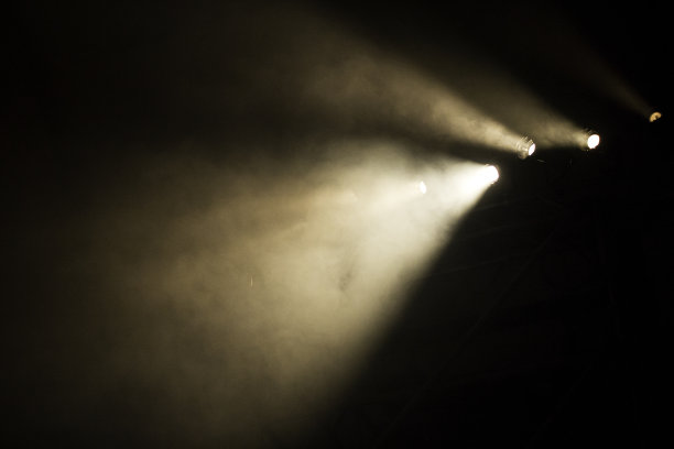 音乐会光聚光灯图片下载