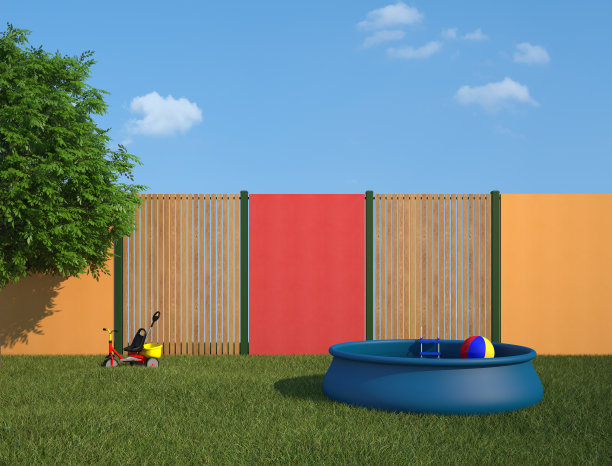 花园里的塑料游泳池图片下载