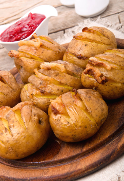 土豆皮配培根图片下载