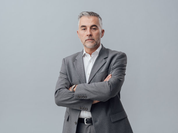 自信的商人肖像图片下载