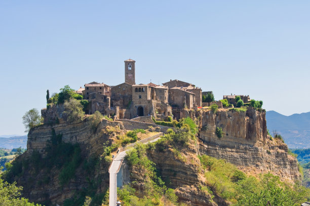 Bagnoregio Civita全景。拉齐奥。意大利。素材图片