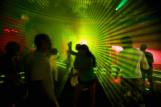 N ?在观察俱乐部图片下载