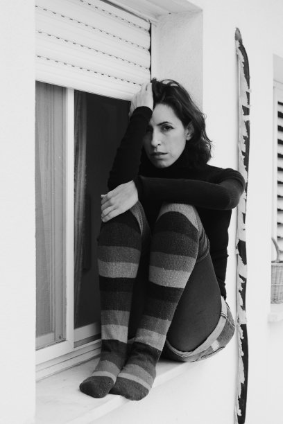 一个美丽的35岁女人的肖像图片下载