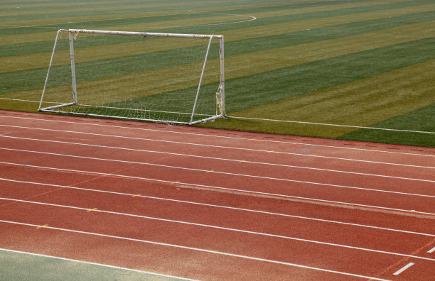 操场就是跑道图片下载