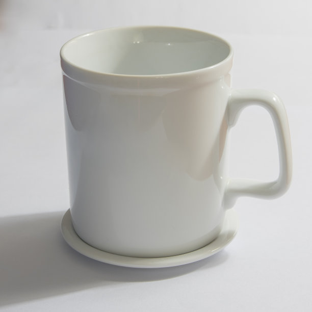 白色背景的白色玻璃图片下载