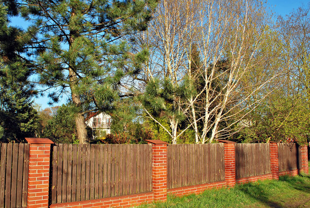 欧洲城市的住宅区。图片下载