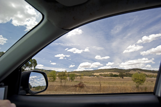 在乡下开车图片下载