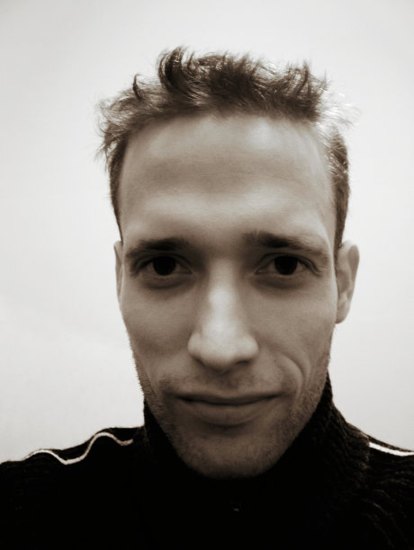 双色版的肖像图片下载