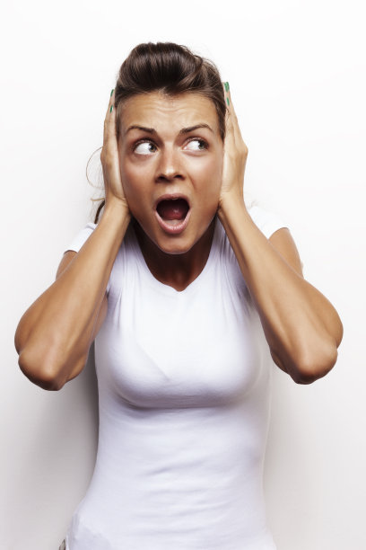 尖叫的女人图片下载