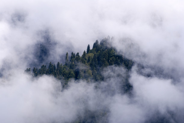 云中群山图片下载